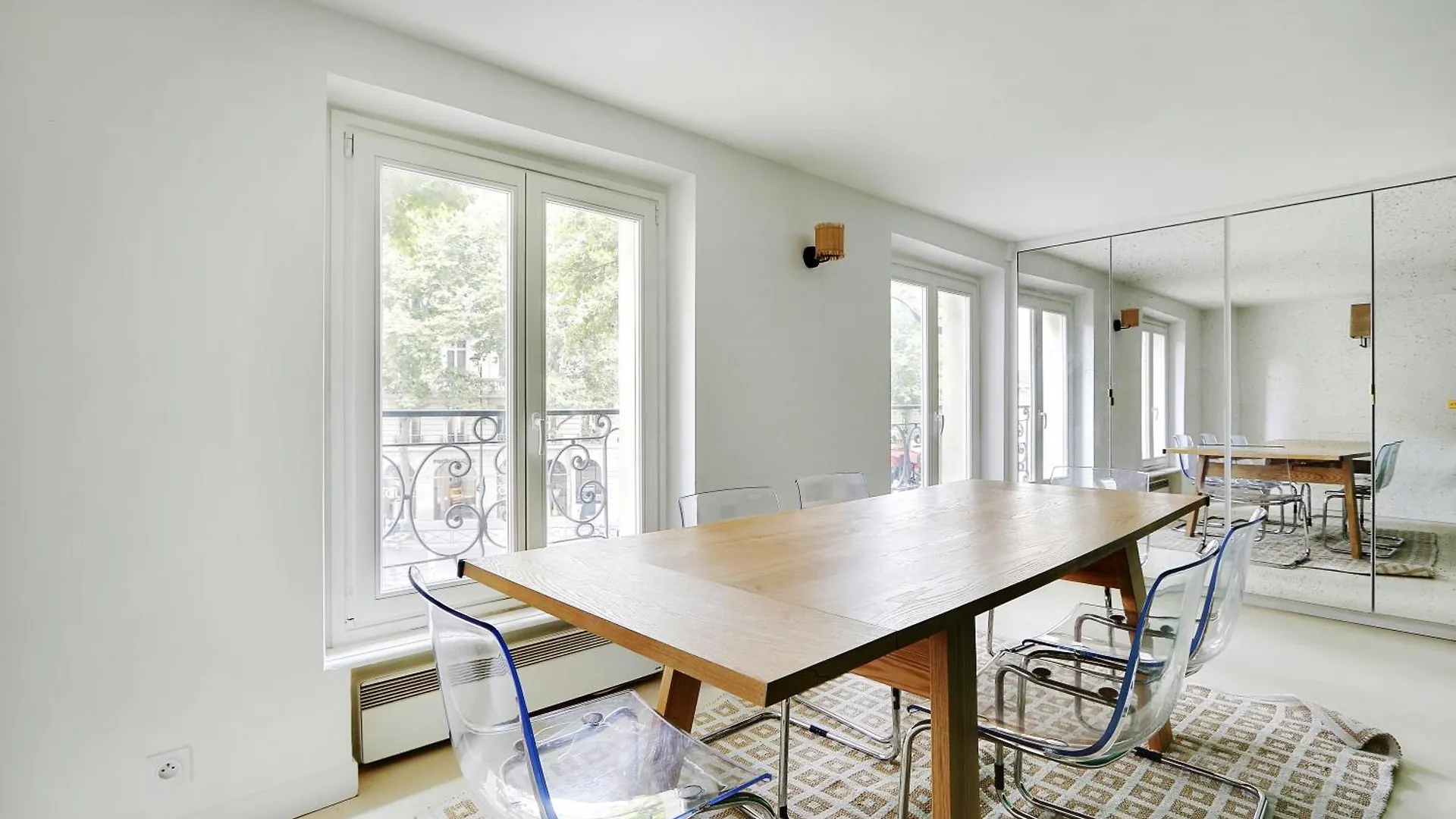 Pick A Flat's In Saint-germain - Rue Du Bac * Paris
